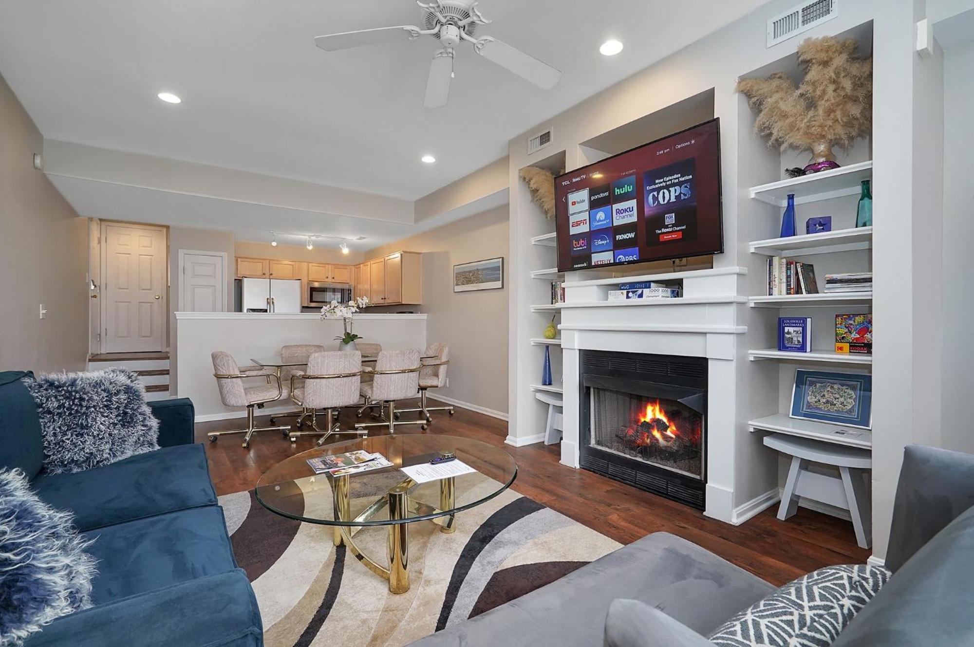 Lux Townhouse, Walk To All, Sleeps 6 Adults Louisville Exterior foto