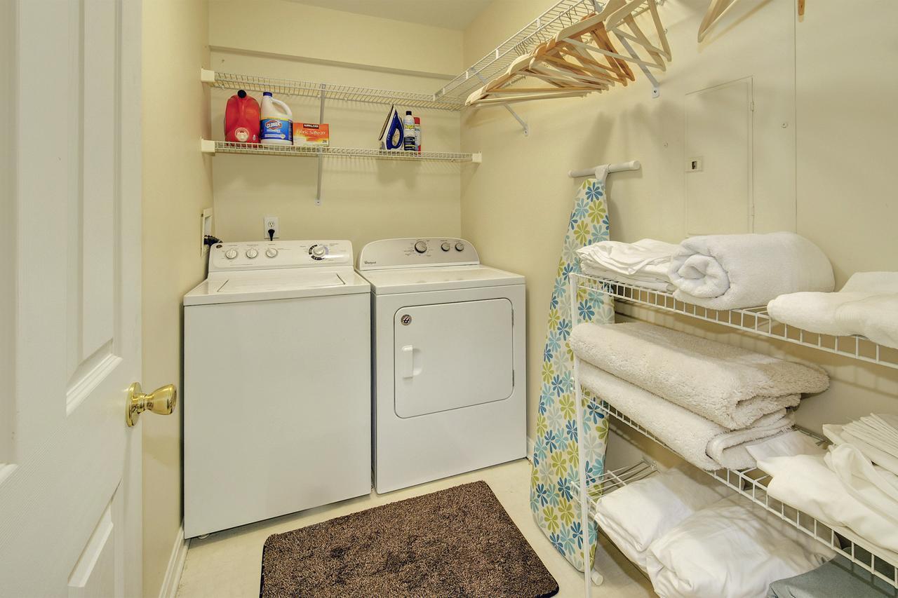 Lux Townhouse, Walk To All, Sleeps 6 Adults Louisville Exterior foto
